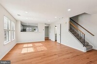 Building Photo - 1440 Nutwood Ct