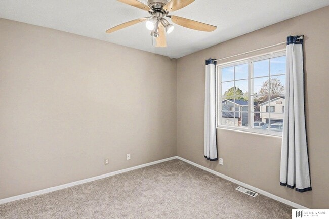 Building Photo - 11612 Monroe St