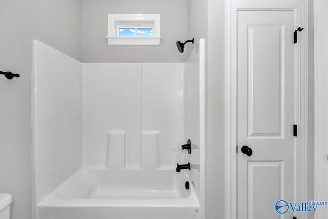 Building Photo - 119 Bienville St