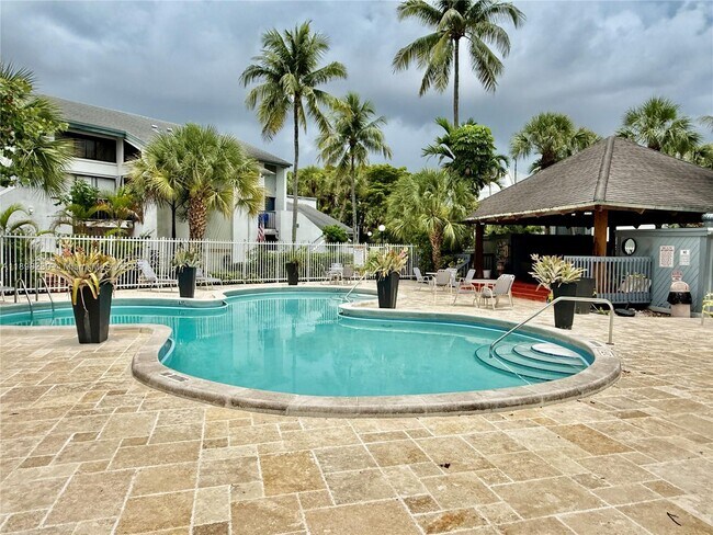 Building Photo - 8331 SW 157th Ave