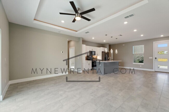 Building Photo - Deposit-Free! Modern, energy efficient hom...