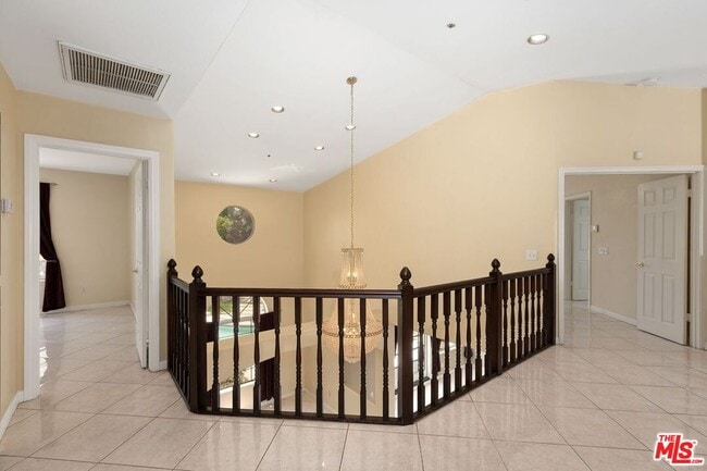 Building Photo - 68933 Risueno Rd