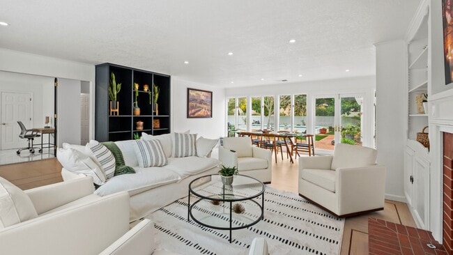 Building Photo - 1819 Cedar St