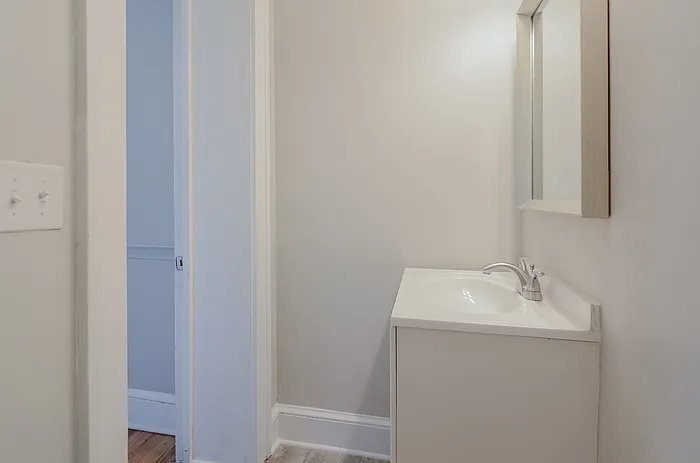 Building Photo - 309 W N 2nd St