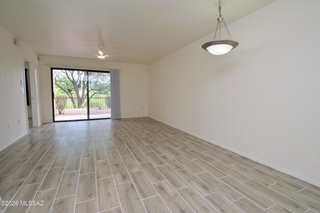 Building Photo - 7255 E Snyder Rd
