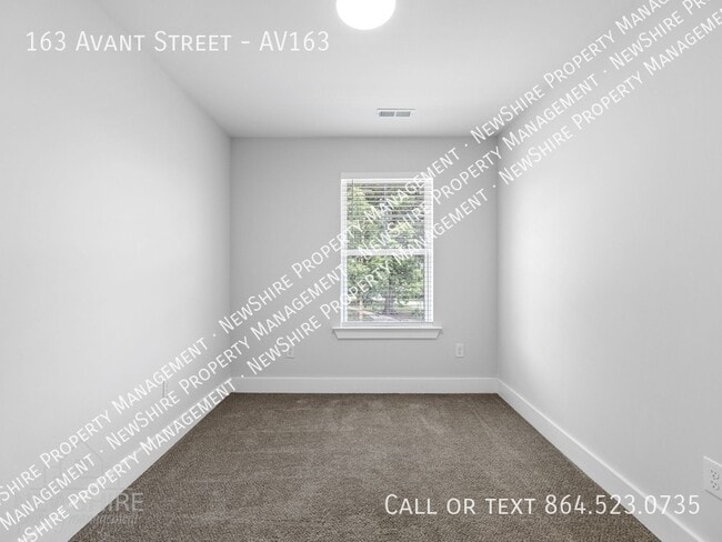 Building Photo - 163 Avant St