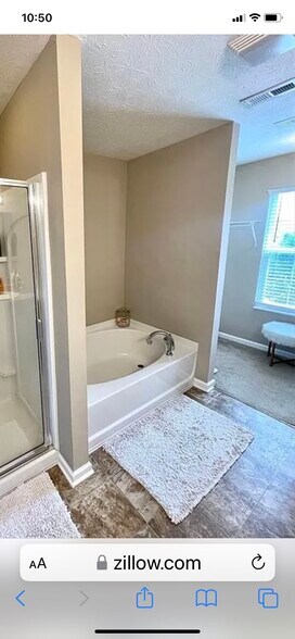 Building Photo - 17178 Evesham Dr