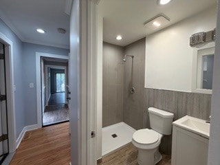 Building Photo - 6902 Lyons St