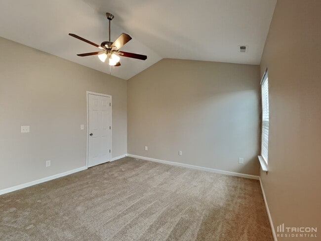 Building Photo - 2820 Wild Poplar Way