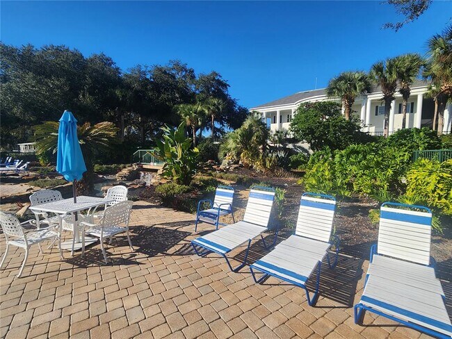 Building Photo - 24921 Pine Hill