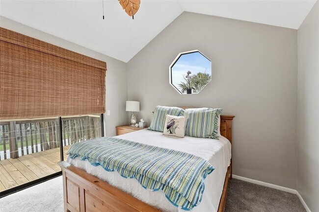 Building Photo - 21812 Frio Dr