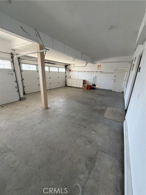 Building Photo - 17 Pastora