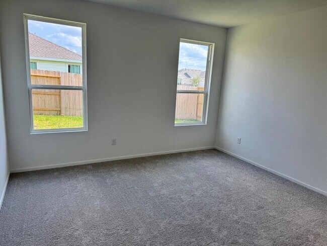 Building Photo - 26643 Prairie Smoke Ln