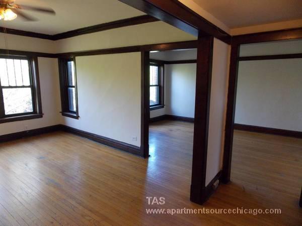 Building Photo - 2530 N Kedzie Blvd