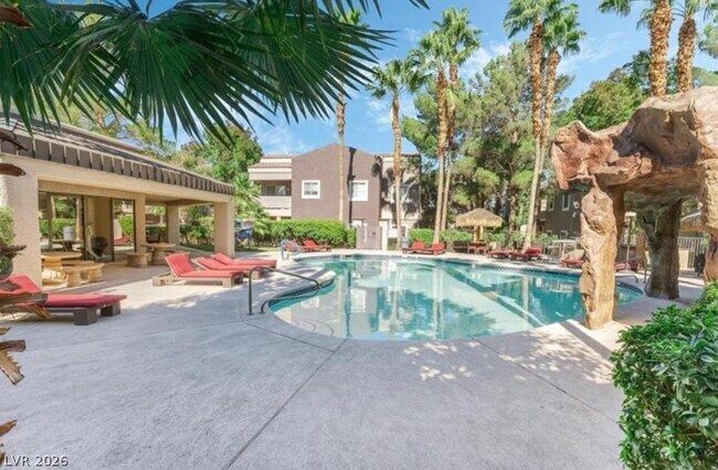 Building Photo - 5250 S Rainbow Blvd