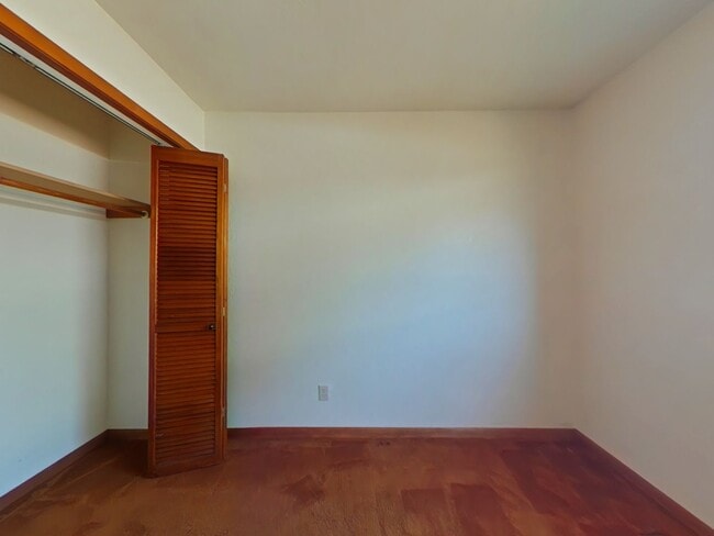 Building Photo - 4 Bedroom House ~ Albany