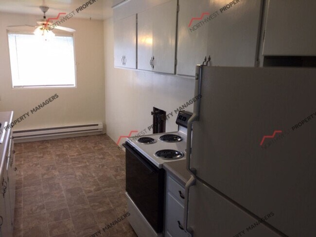 Building Photo - r259