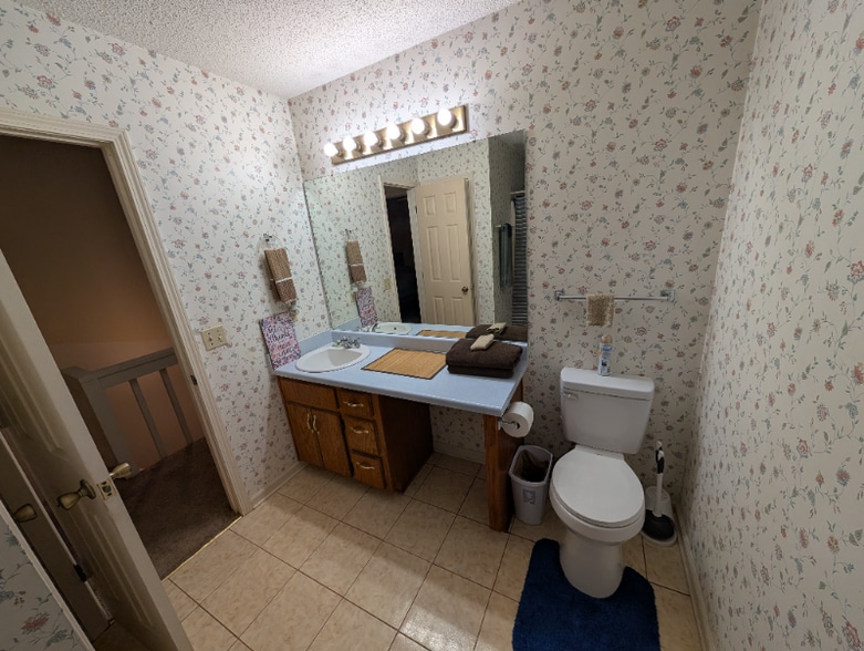 Building Photo - 153 Candlebrook Dr