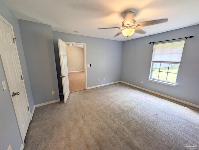 Building Photo - 4920 Mayo Cir