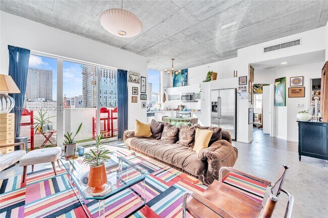 Building Photo - 133 NE 2nd Ave