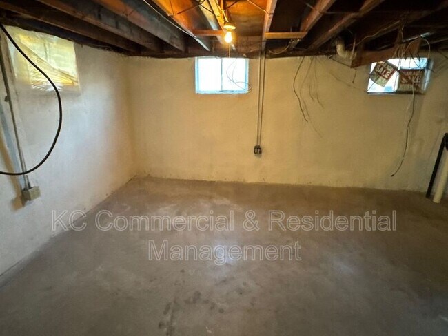 Building Photo - 11508 E 51 St S