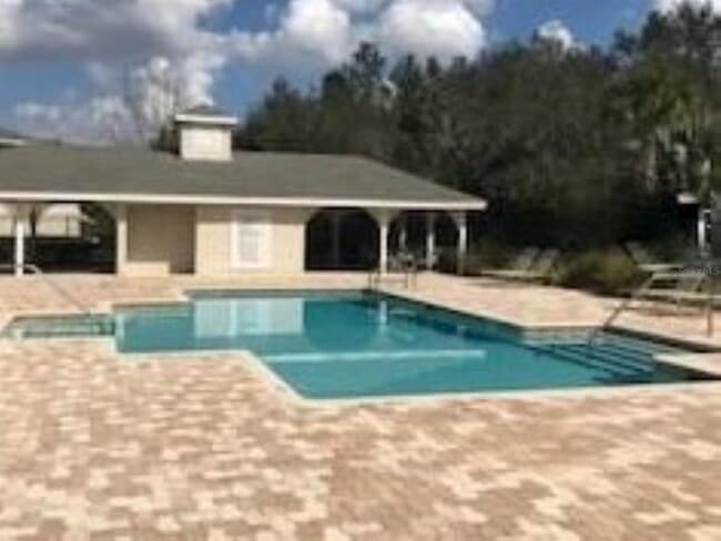 Building Photo - 15662 Stable Run Dr