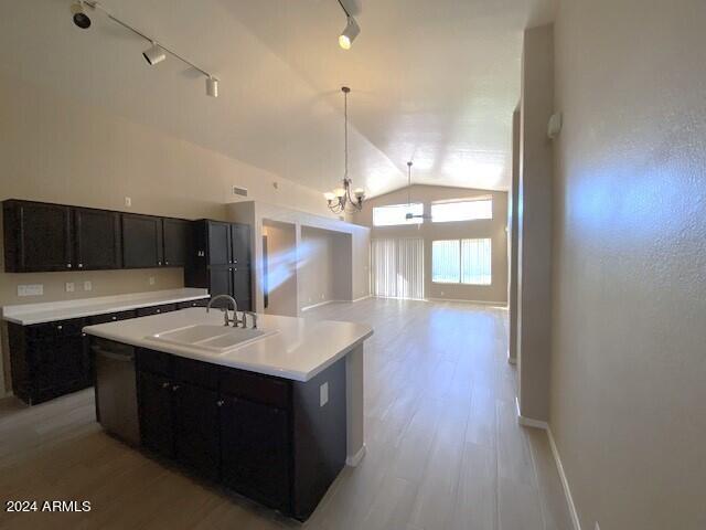 Building Photo - 3950 E Agave Rd