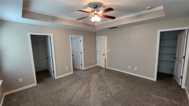 Building Photo - 4680 Raven Wood Loop