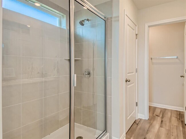 Building Photo - 512 Dayspring Cv