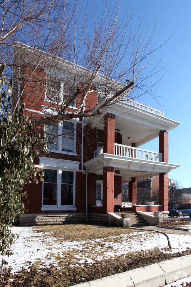 Building Photo - 501 W Saint Catherine St