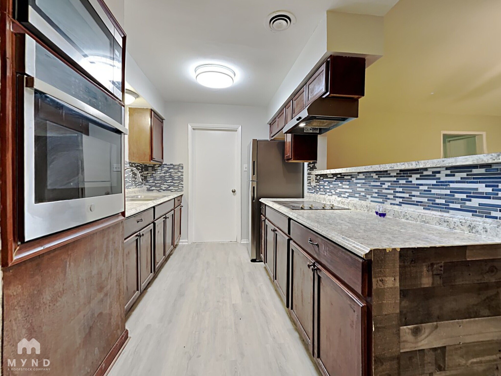 Building Photo - 6127 Heatherbrook Dr