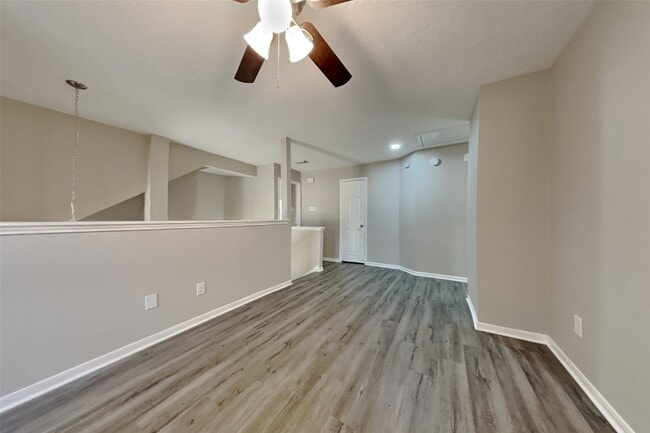 Building Photo - 9615 Winter Run Dr