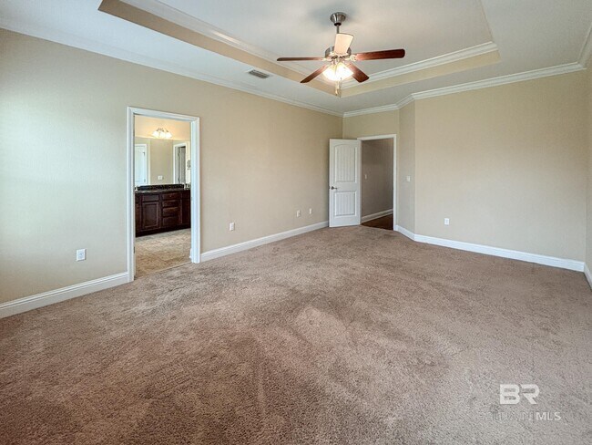 Building Photo - 24119 Weatherbee Park Dr