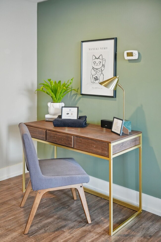 Building Photo - 400 Walnut St