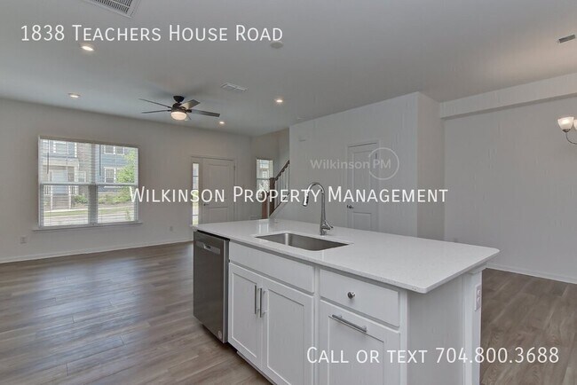 Building Photo - 1838 Teachers House Rd