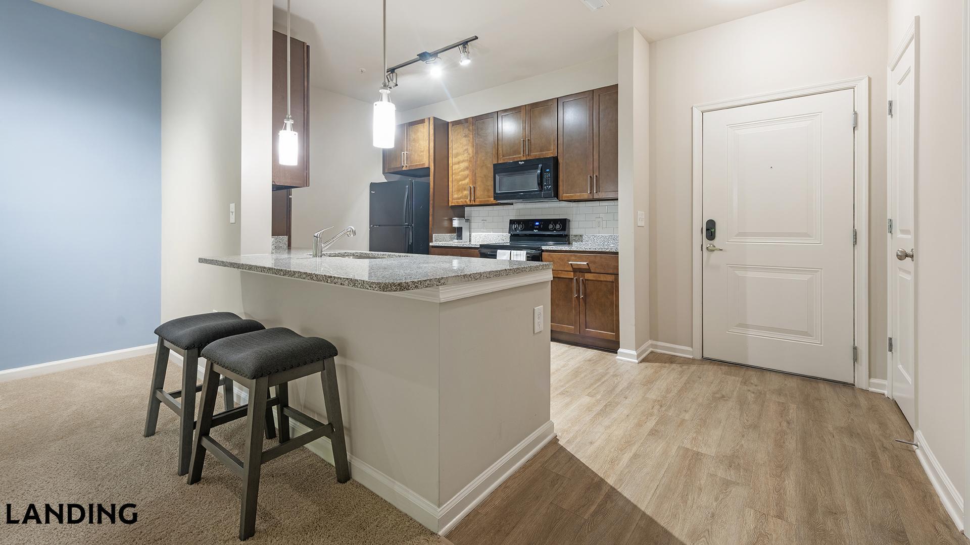 Building Photo - 8100 Palisades Cir