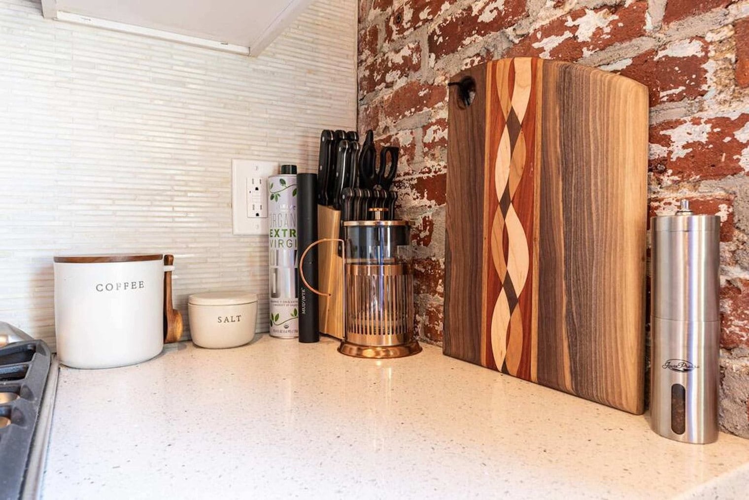 Building Photo - 621 14th St