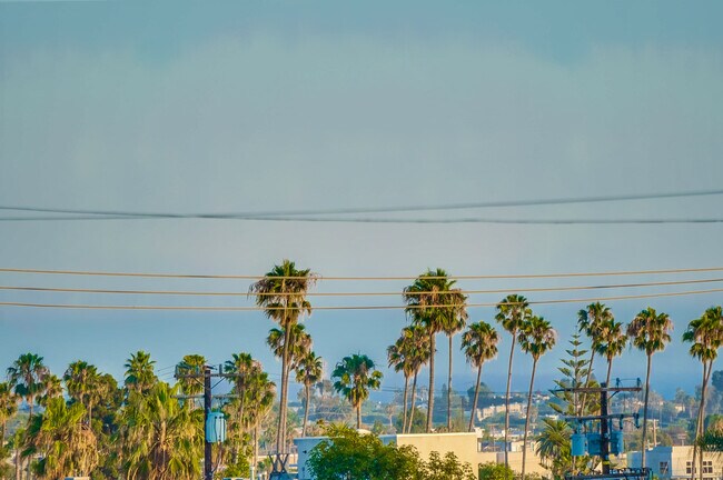 Building Photo - 1128 22nd St