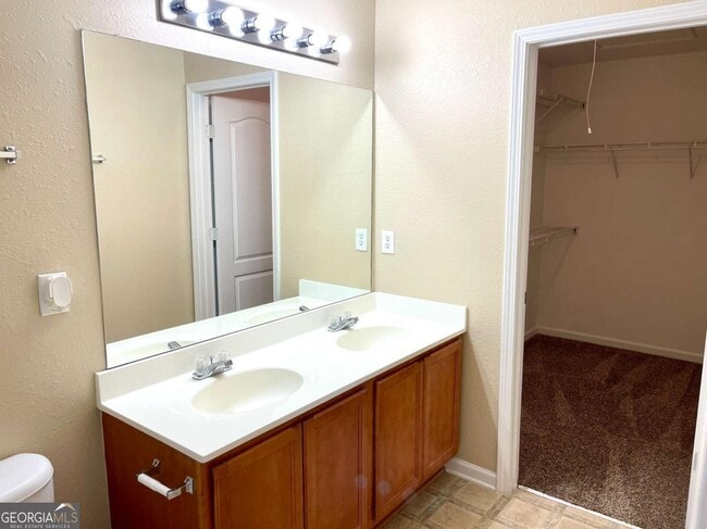 Building Photo - 6938 Rogers Point