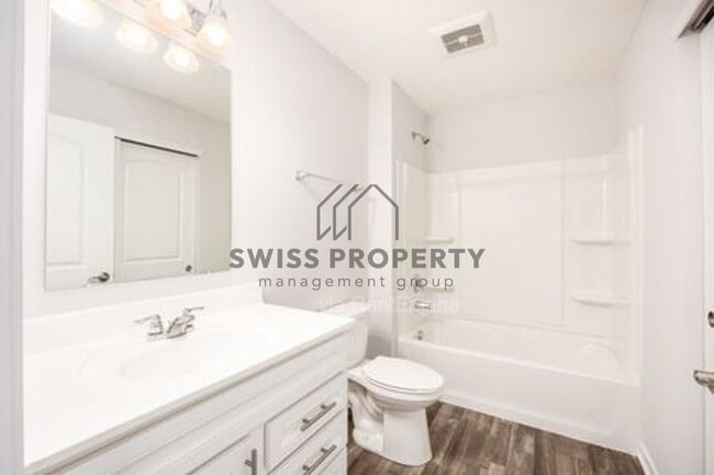 Building Photo - 12281 Rooster Tail Dr