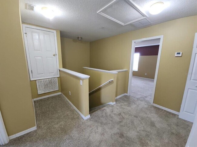 Building Photo - 10156 Vickers Ridge Dr