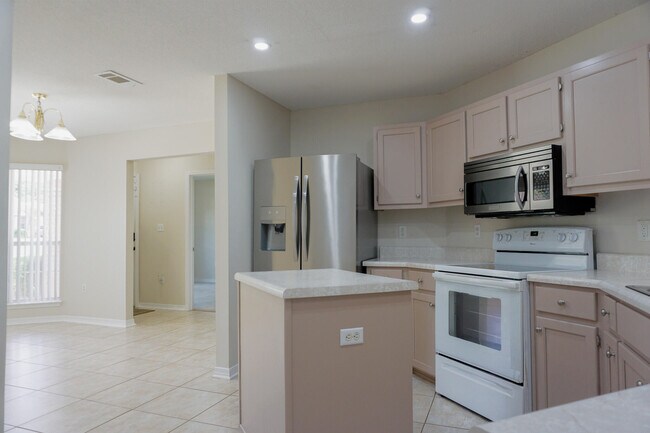 Building Photo - 5128 Whitehurst Ln