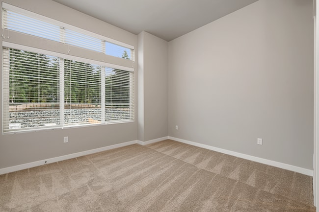 Building Photo - Modern 2-Bedroom Townhome in Kenmore Balbirnie Park