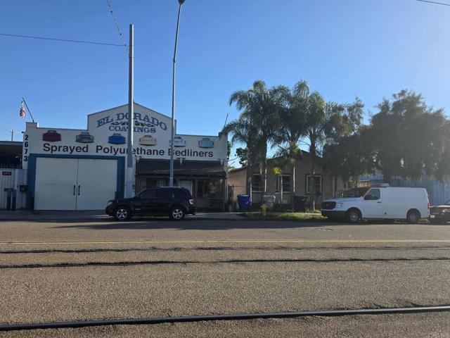 Building Photo - 2661 Commercial St