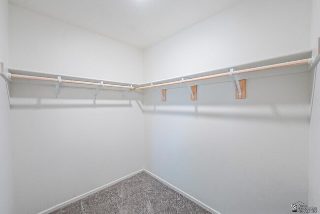 Building Photo - 7316 E 45th Pl