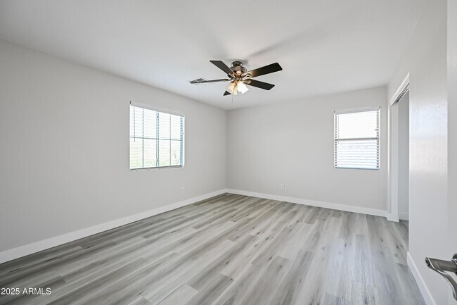 Building Photo - 2426 W Horsetail Trail