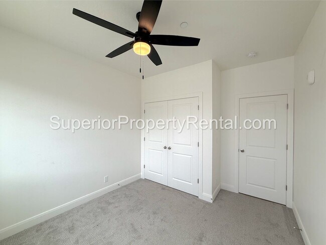 Building Photo - 5801 S Garnet Dr