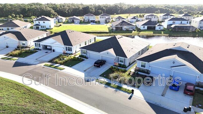 Building Photo - 411 157th Ct E