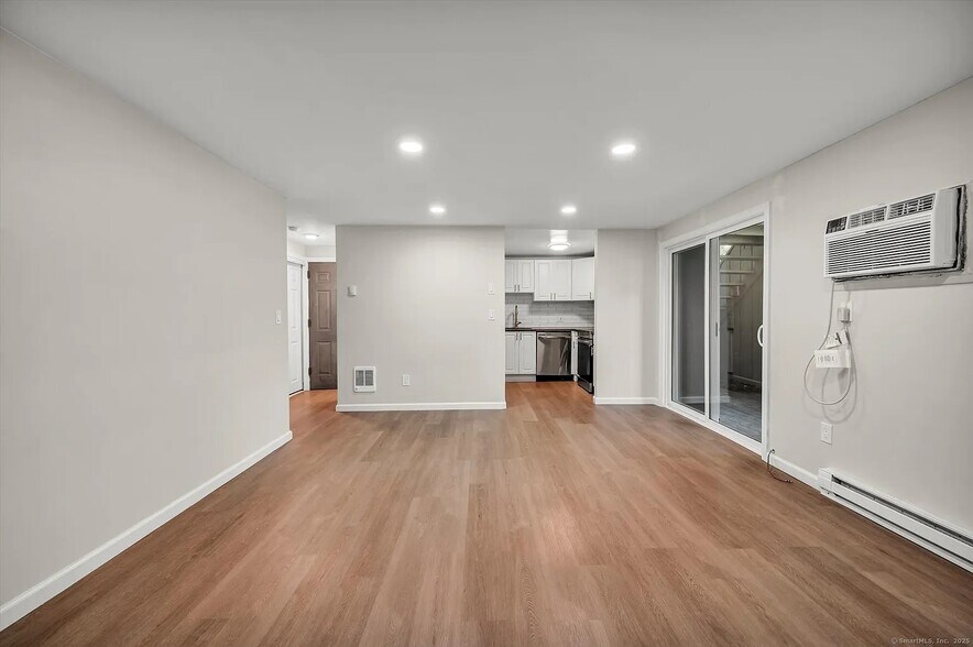 Building Photo - 56 Burgundy Hill Ln