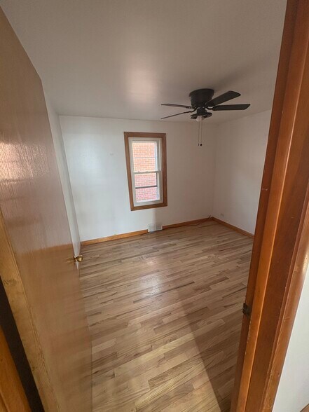 Building Photo - 6055 S Massasoit Ave